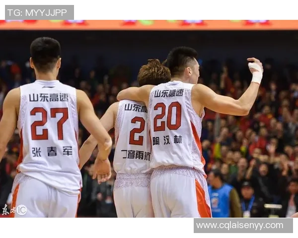 中超精彩对决AC米兰大胜曼联绝杀时刻点燃全场激情